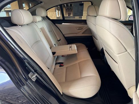 Used 2013 BMW 550i Sedan image 23