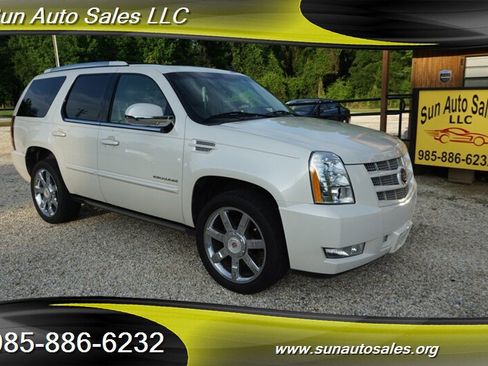 Used 2014 Cadillac Escalade Premium RWD image 13