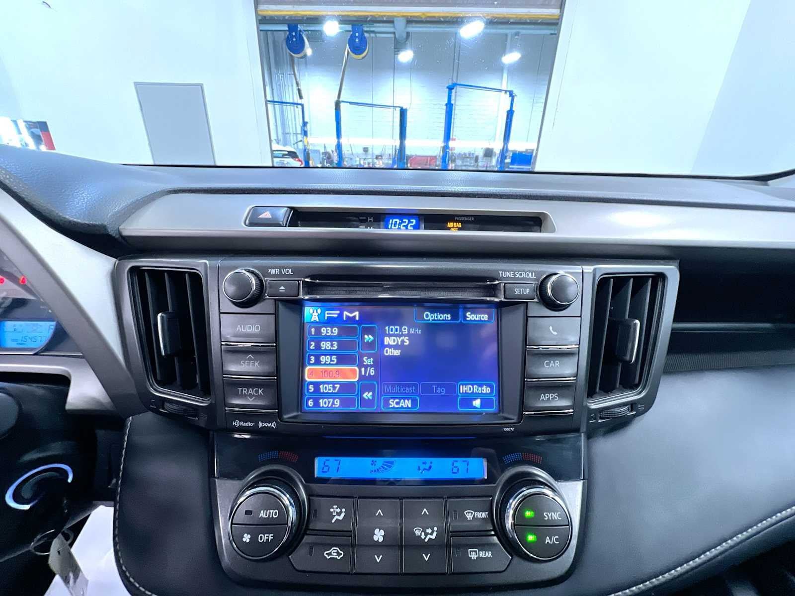 Used 2013 Toyota RAV4 XLE AWD/4WD image 26