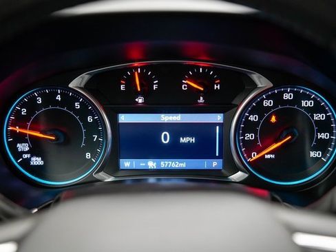 Used 2020 Chevrolet Equinox Premier image 32