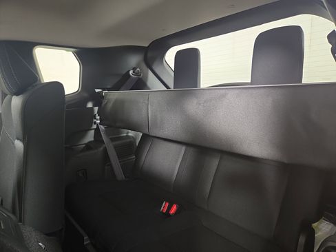 New 2026 Mitsubishi Outlander ES image 12