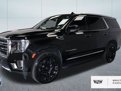 Used 2022 GMC Yukon SLT w/ SLT Luxury Package