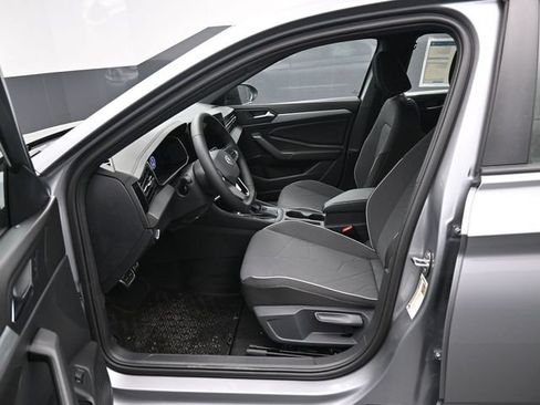 New 2026 Volkswagen Jetta Sport FWD image 9