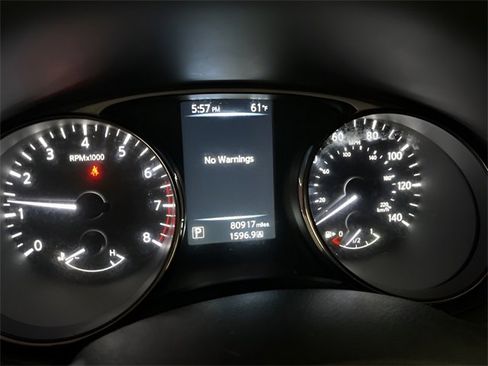 Used 2016 Nissan Rogue SV image 19