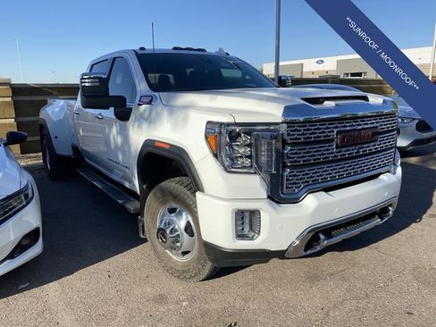Used 2022 GMC Sierra 3500 Denali w/ Denali Ultimate Package AWD/4WD image 5