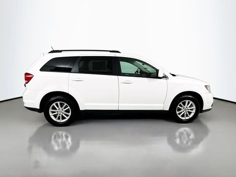 Used 2017 Dodge Journey SXT w/ Comfort/Convenience Group AWD/4WD image 7