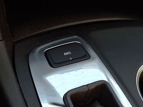 Used 2018 Chevrolet Equinox LT AWD/4WD image 23