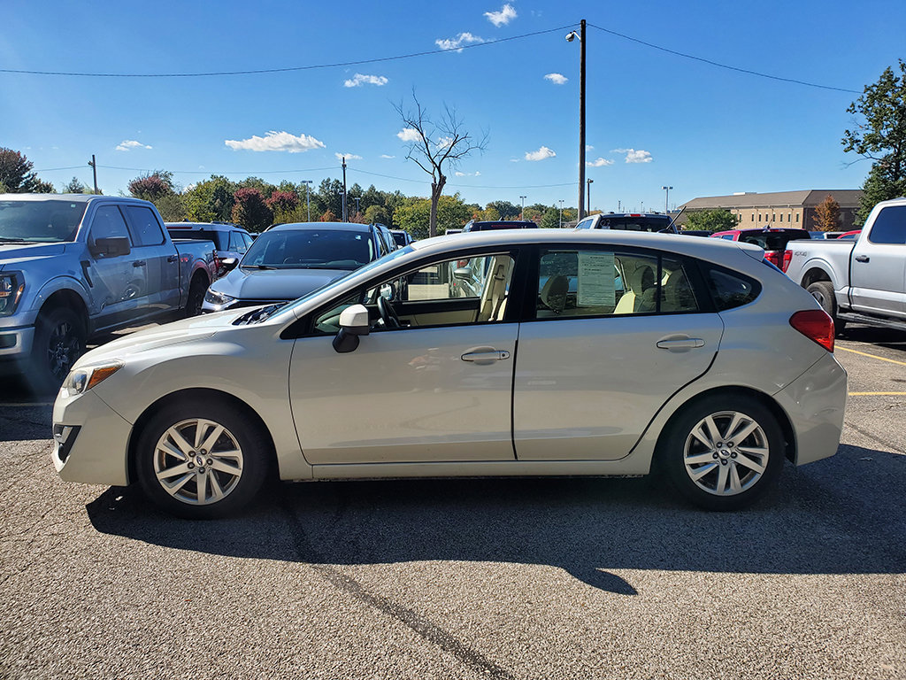 Used 2016 Subaru Impreza 2.0i Premium w/ Popular Package #1 AWD/4WD image 3