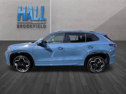 Used 2025 Volkswagen Tiguan SEL R-Line AWD/4WD image 3