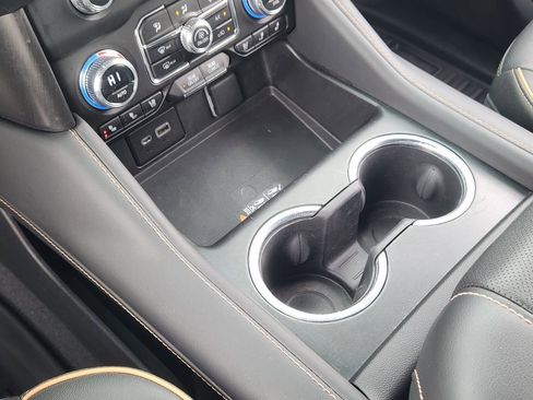 Used 2023 GMC Yukon XL AT4 w/ AT4 Premium Package image 20