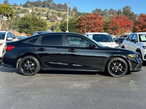 Certified 2023 Honda Civic Sport image 2