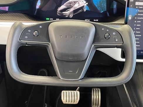 Used 2022 Tesla Model X Plaid AWD/4WD image 29