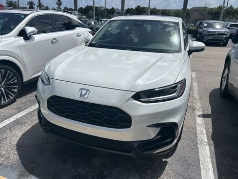 Used 2024 Honda HR-V EX-L image 3