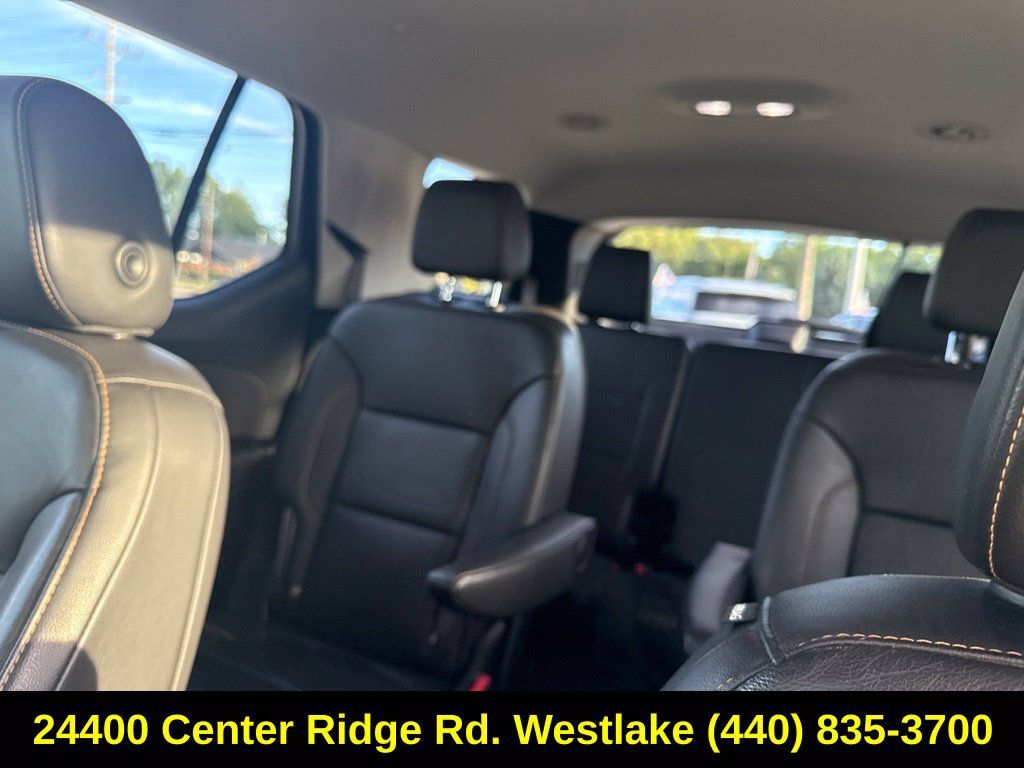 Used 2020 Chevrolet Traverse RS FWD image 16