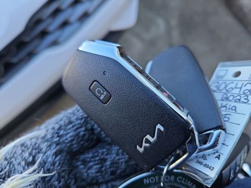 Used 2023 Kia K5 EX image 36