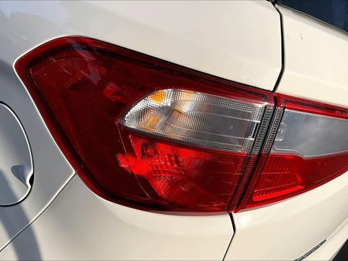 Used 2021 Ford EcoSport S image 28