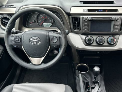 Used 2013 Toyota RAV4 LE AWD/4WD image 13