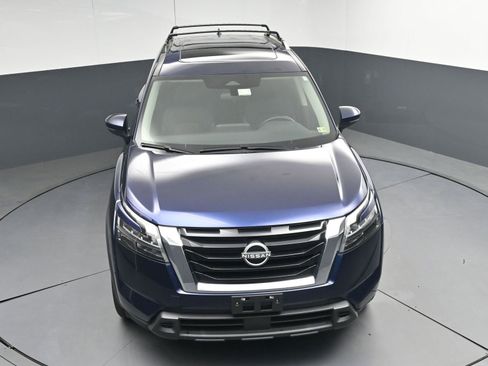 Used 2023 Nissan Pathfinder SV w/ SV Premium Package image 32