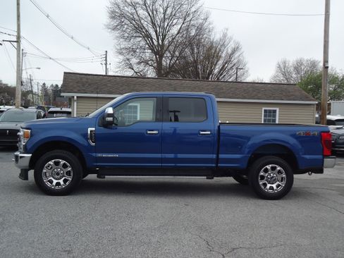 Used 2022 Ford F250 Lariat w/ Chrome Package image 6