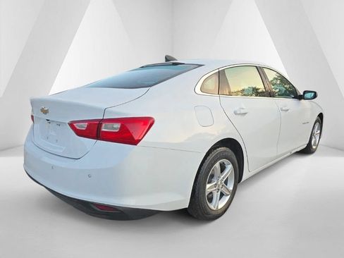 Used 2022 Chevrolet Malibu LS w/ Driver Confidence Package II FWD image 5