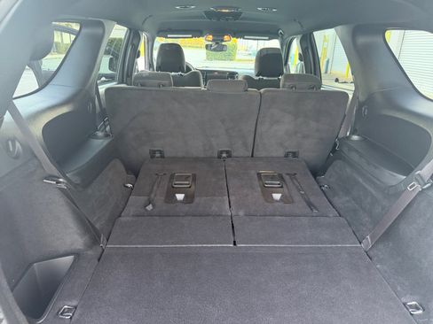 Used 2024 Dodge Durango R/T w/ Blacktop Package image 19