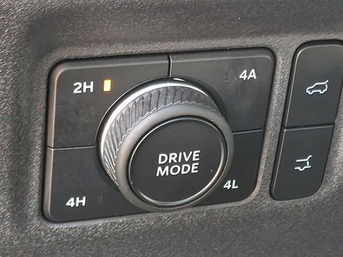 Used 2025 Ford Expedition Max Platinum w/ Driver's Package image 25