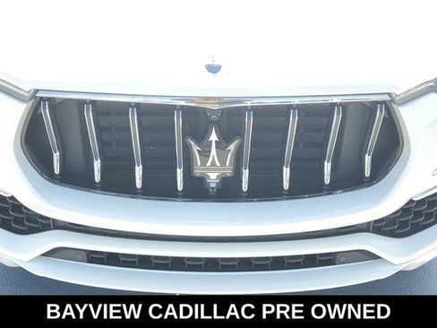 Used 2022 Maserati Levante GT AWD/4WD image 10