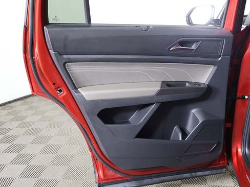 Used 2022 Volkswagen Atlas SE image 23