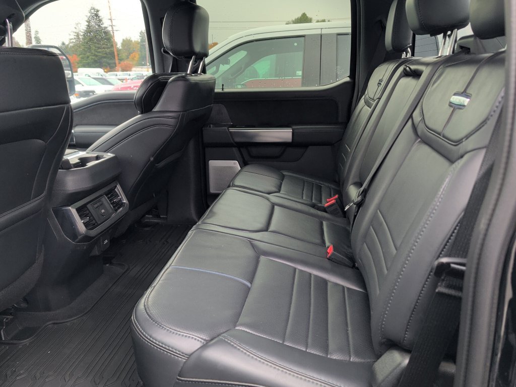 Used 2025 Ford F450 Platinum w/ FX4 Off-Road Package AWD/4WD image 7