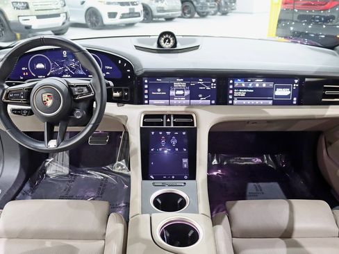 Used 2020 Porsche Taycan Turbo image 14