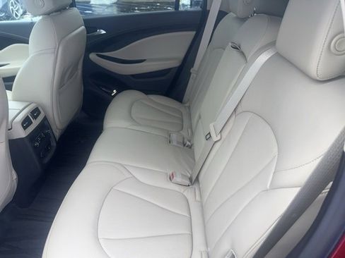 Used 2018 Buick Envision Premium w/ Driver Confidence Package image 8