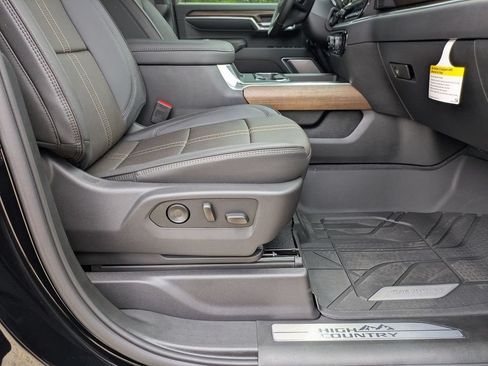 New 2026 Chevrolet Silverado 2500 High Country w/ High Country Premium Package AWD/4WD image 40