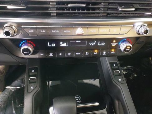 Used 2022 Kia Telluride SX FWD image 24