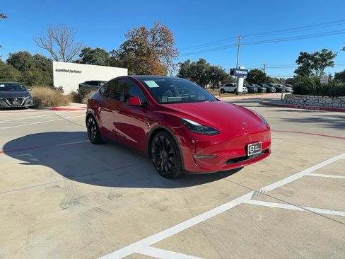 Used 2022 Tesla Model Y Performance image 7