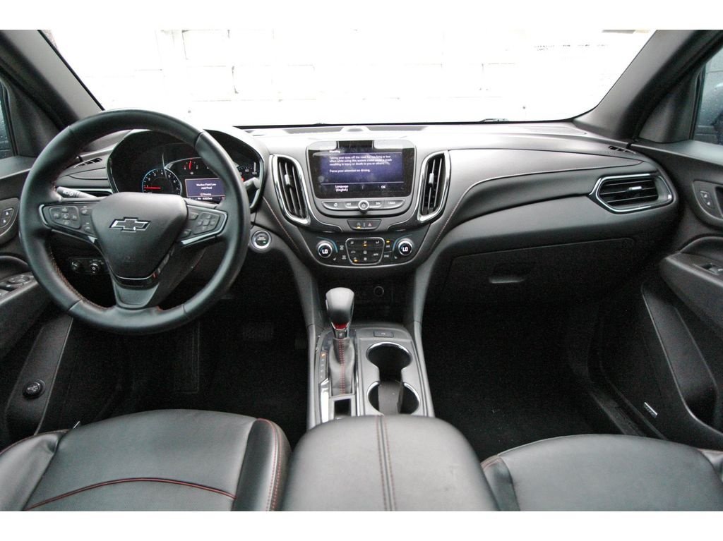 Used 2023 Chevrolet Equinox RS w/ RS Leather Package FWD image 9