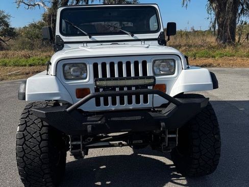 Used 1992 Jeep Wrangler 4WD image 8