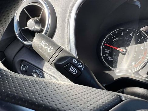 Certified 2025 Chevrolet Blazer LT w/ Convenience Package image 34