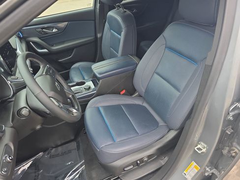 Used 2023 Chevrolet Blazer RS w/ Enhanced Convenience Package image 17