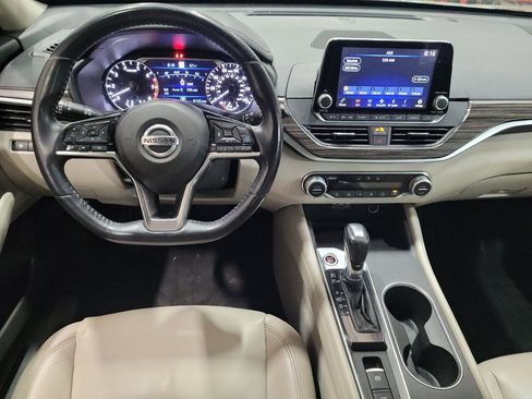 Used 2019 Nissan Altima 2.5 Platinum FWD image 22