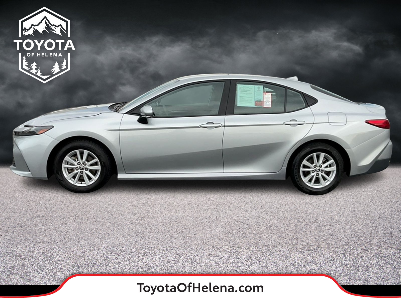 Used 2025 Toyota Camry LE FWD image 2