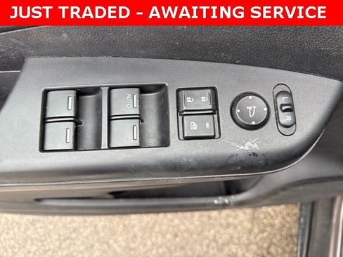 Used 2012 Honda CR-V LX image 9