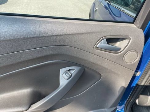 Used 2017 Ford Escape Titanium FWD image 58