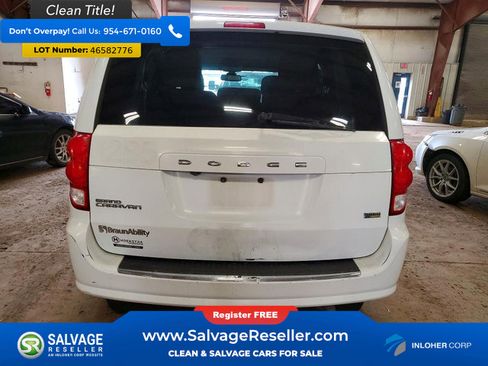 Used 2019 Dodge Grand Caravan SE FWD image 8