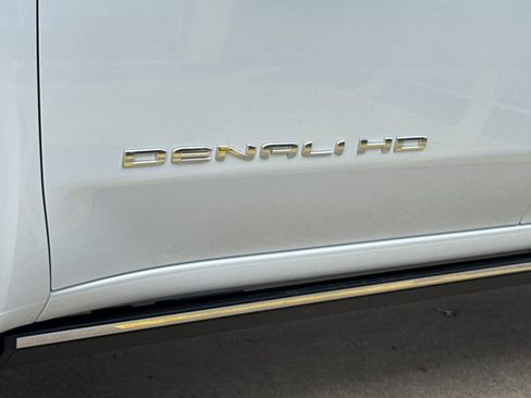 New 2026 GMC Sierra 3500 Denali w/ Denali Reserve Package image 14