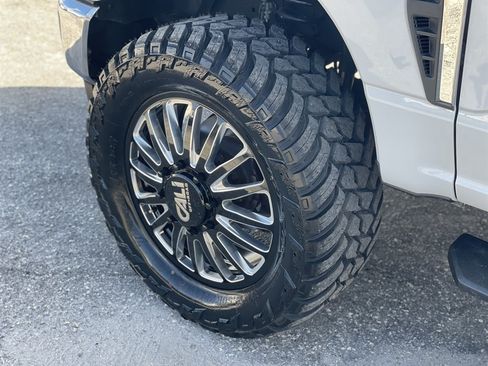Used 2024 Ford F350 XL w/ FX4 Off-Road Package AWD/4WD image 14