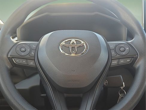 Certified 2025 Toyota RAV4 LE image 25