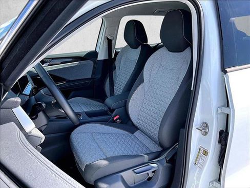 Used 2025 Volkswagen Tiguan S AWD/4WD image 27