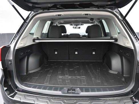 Used 2024 Subaru Forester Premium AWD/4WD image 36