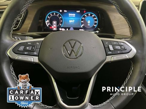 Used 2024 Volkswagen Atlas SE w/ Panoramic Sunroof Package image 18