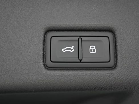 New 2026 Audi SQ5 Premium Plus AWD/4WD image 21